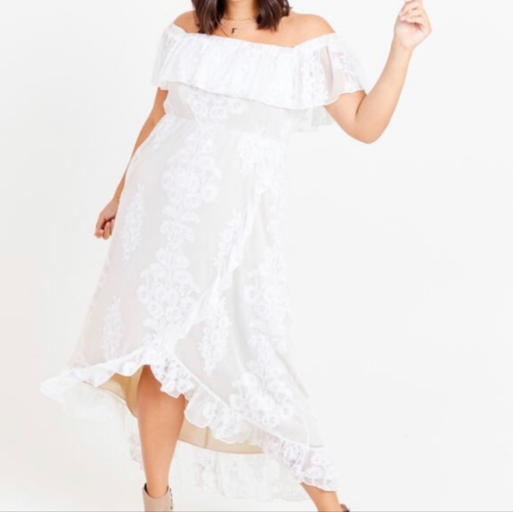 Off the Shoulder Lace Midi Dress